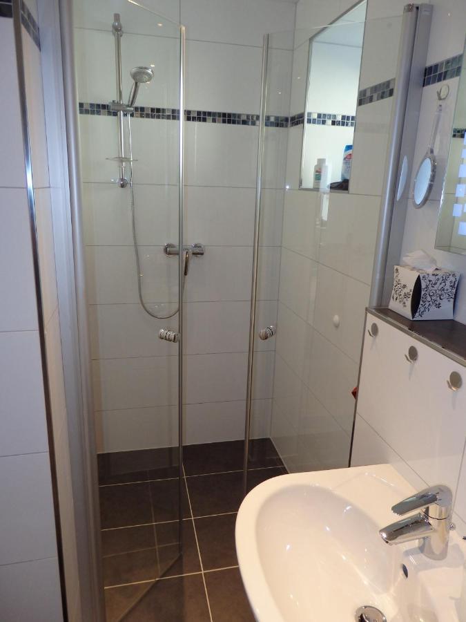 Haus Grewe In Kaub Apartment Ruang foto